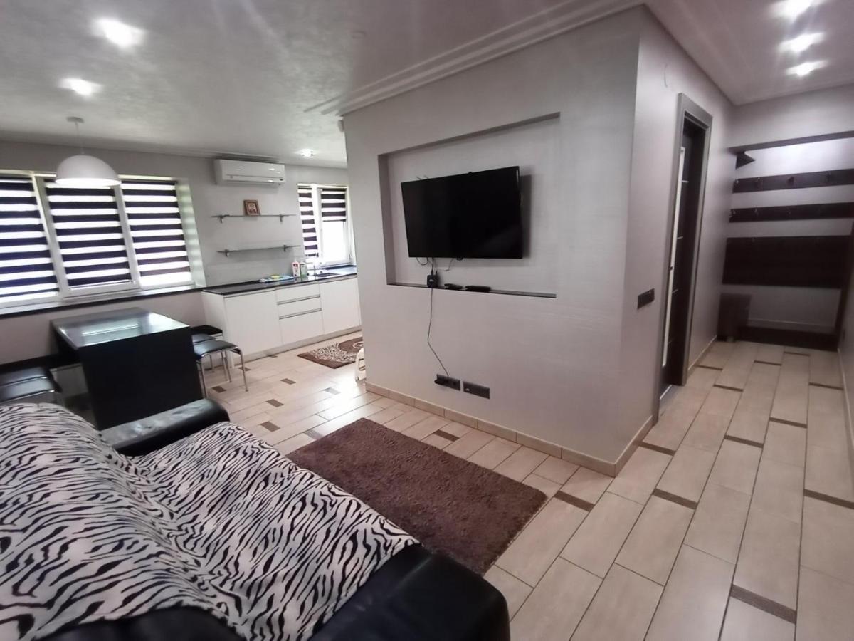 Apartment At Kvitka Polonyny Солочин Екстериор снимка